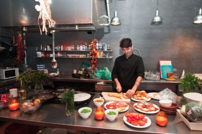 Barcelona: Paella Cooking Experience & Boqueria Market Tour - Review Summary and Ratings