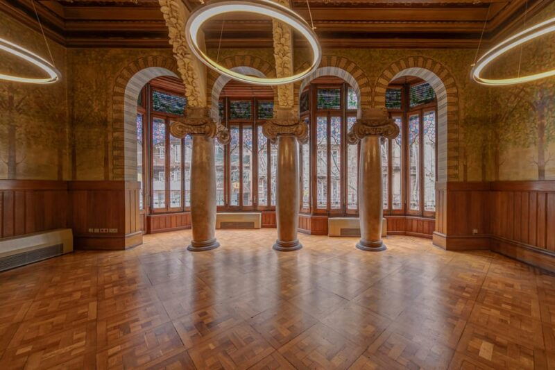 Barcelona: Palau Baró De Quadras Tickets and Guided Tour - Good To Know