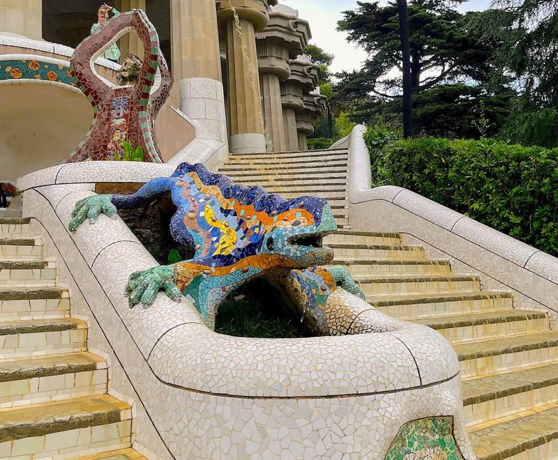 Barcelona: Park Güell Admission Ticket - Start with the Monumental Zone, not just the photo