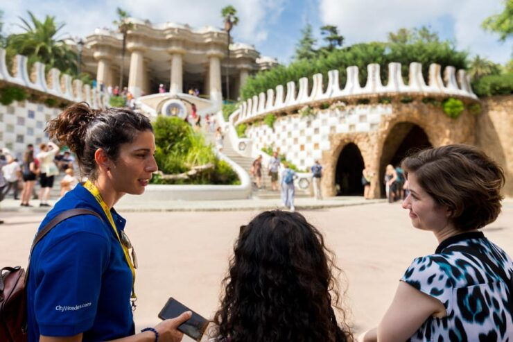 Barcelona: Park Güell Guided Tour - Good To Know