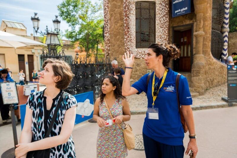 Barcelona: Park Guell Guided Tour With Skip-The-Line Entry - Tour Highlights and Experience