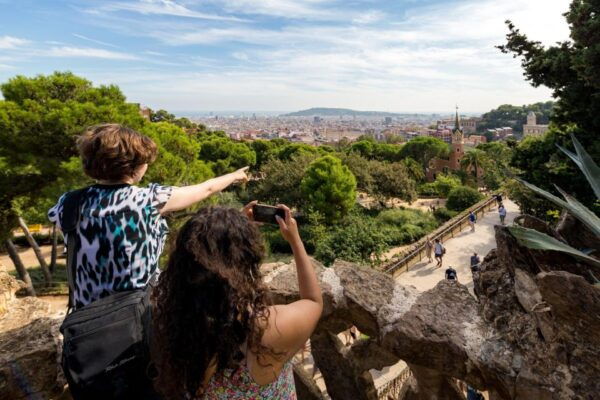 Barcelona: Park Güell Guided Tour With Skip-The-Line Ticket - Google Maps Link