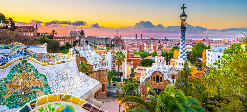 Barcelona Park Guell Half-Day Walking Tour - A guided visit centered on Park Güell