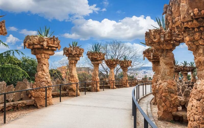 Barcelona Park Guell Half-Day Walking Tour - Who should book this Park Güell walk?