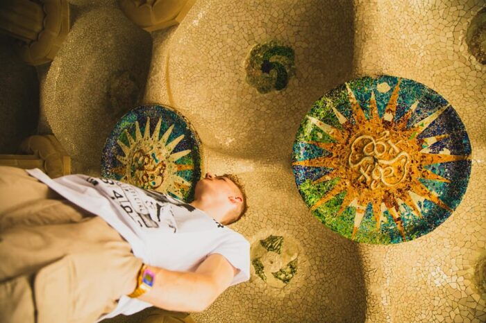 Barcelona: Park Güell Private Photography Experience - Booking and Cancellation Policy