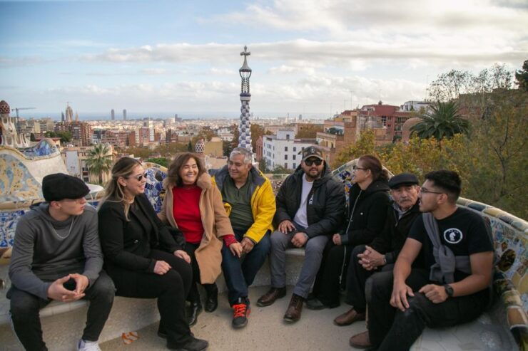 Barcelona: Park Güell Private Photography Experience - Pricing and Duration