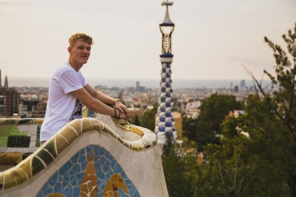 Barcelona: Park Güell Private Photography Experience - Cancellation Policy and Payment