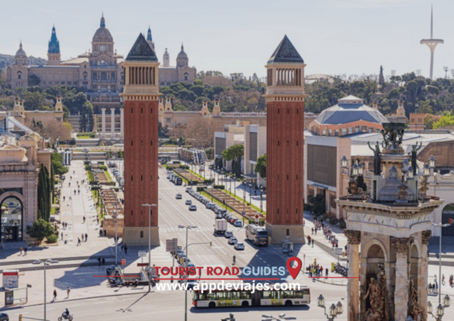 Barcelona: Park Guell Sagrada Familia & Tapas Tour Private - Park Guell