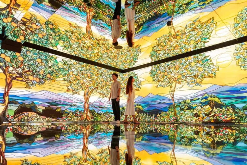 Barcelona Pass: White Rabbit & House of Candy Combo Ticket - What is the White Rabbit Experience?