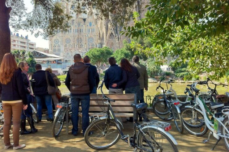 Barcelona: Personalized Private E-Bike Tour - Experience Highlights