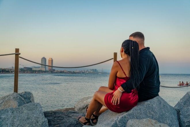 Barcelona Photo Experience: Famous Landmarks or the Beach! - Itinerary