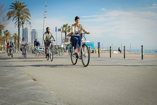 Barcelona Photo Highlights Ebike Small Group Tour - Meeting and Pickup Information