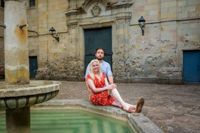 Barcelona: Photoshoot in Scenic Locations - Meeting Point and Important Details