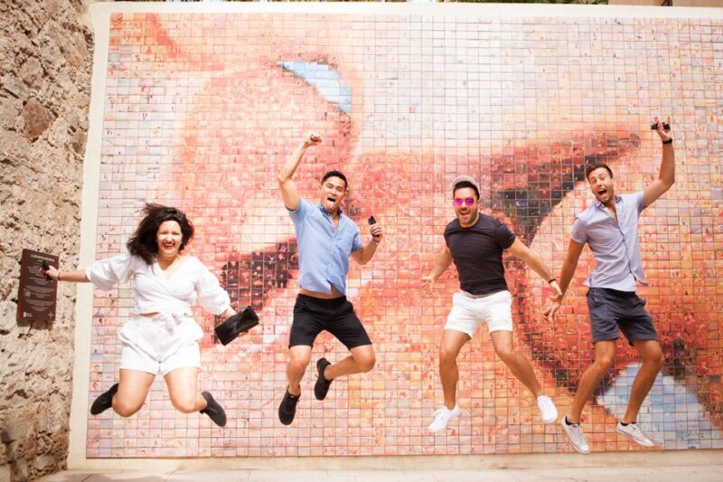 Barcelona: Photoshoot Tour Old Town - Introducing the Experience