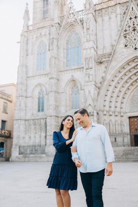 Barcelona: Photoshoot Tour Old Town, Gothic Quarter - Photographic Experience