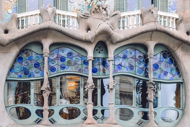 Barcelona Port Shore Excursion: Best Barcelona & Gaudi Masterpieces SkipTheLine - Common Questions