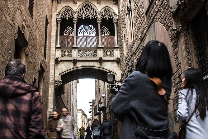 Barcelona Port Shore Excursion: Best of Barcelona and Parc Guell Skip-The-Line - Selecting Date and Travelers