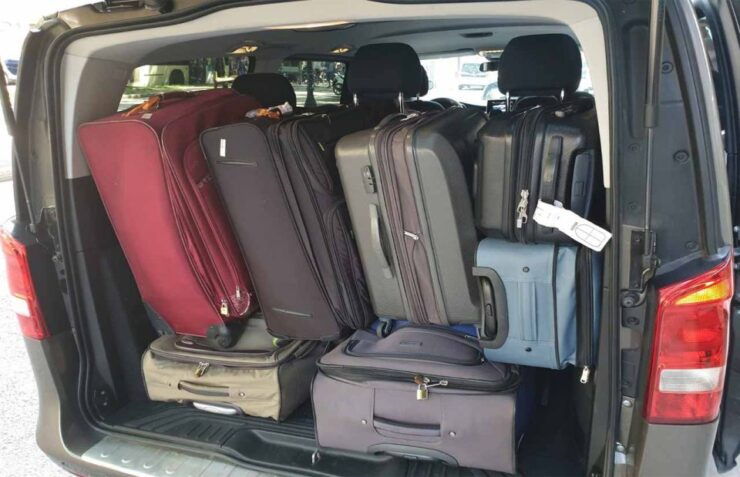 Barcelona: Private 1-Way Transfer to Port or El Prat Airport - Booking Information