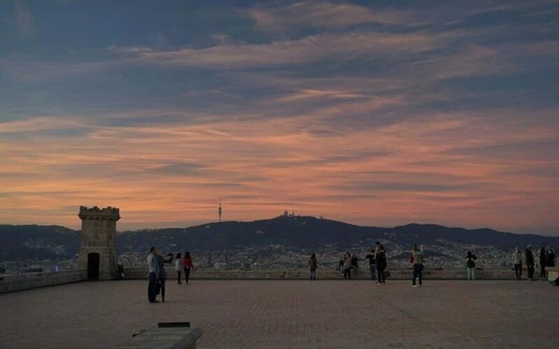 Barcelona: Private 2-Hour Best of Barcelona In-city Tour - Good To Know