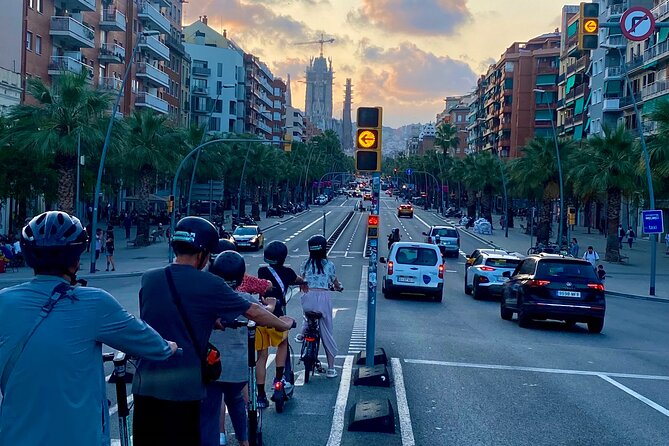 Barcelona Private City Bike Tour - Bike Rental Information