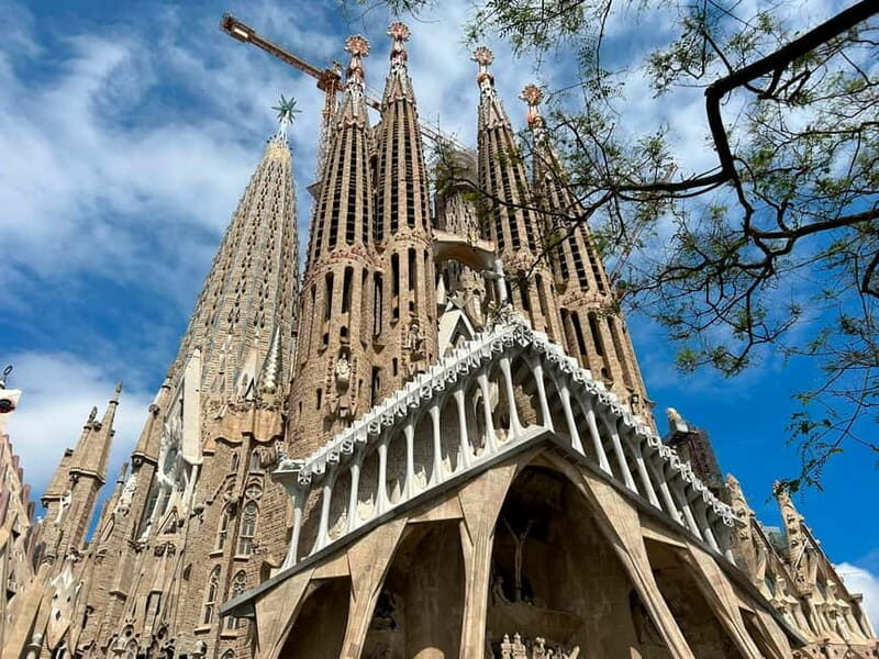 Barcelona: Private DAY TRIP Personalized City Tour - What to Expect from the Experience