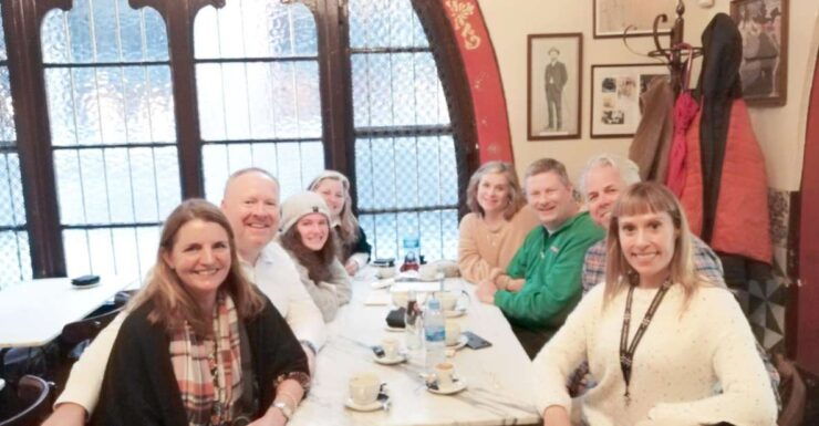 Barcelona: Private Evening Walking Tour With Tapas Dinner - Tour Overview