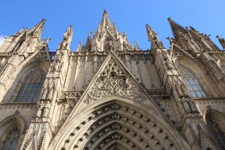 Barcelona: Private Exclusive History Tour With Local Expert - Experience Highlights