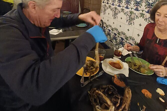 Barcelona private food tour: tailored tour area & tapas - FAQ