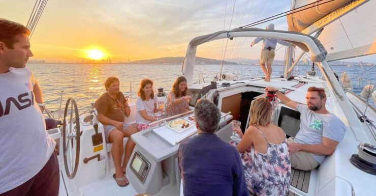 Barcelona: Private Guided 2-Hour Sailing Excursion - Activity Overview