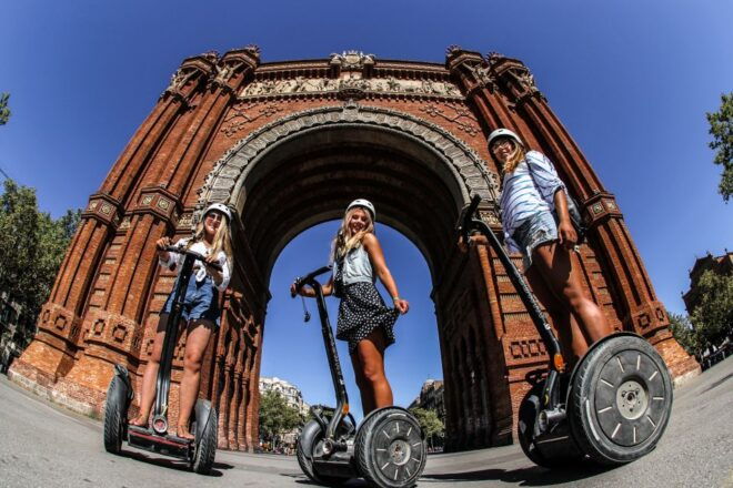 Barcelona: Private Guided Segway Tour - Tour Highlights