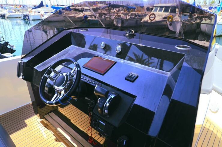 Barcelona: Private Motor Yacht Tour With Drinks and Snacks - Activity Details