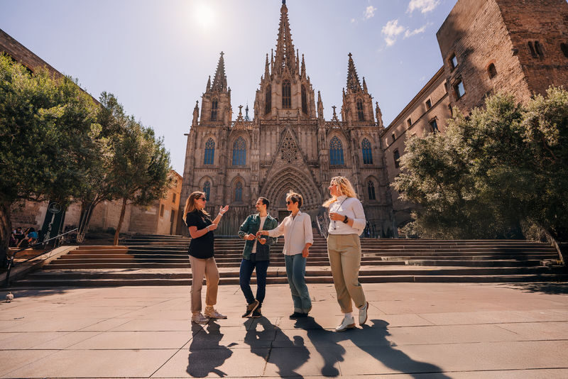Barcelona: Private Old Town Walking, Helicopter and Boat Ride - Passeig de Gràcia: Barcelona’s modernist calling card