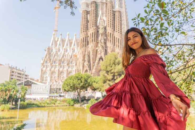 Barcelona: Private Photoshoot at Sagrada Familia - Good To Know