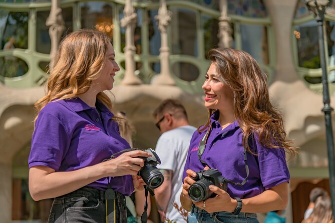 Barcelona: Private Photoshoot Outside Casa Batlló & Casa Milà - Additional Information and Cancellation Policy