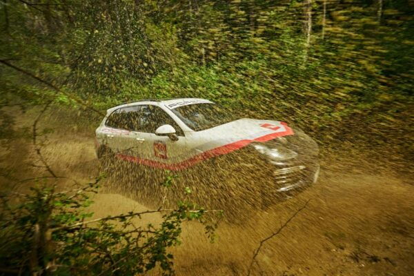 Barcelona: Private Porsche Cayenne Adventure + Transfer - Suitability and Restrictions