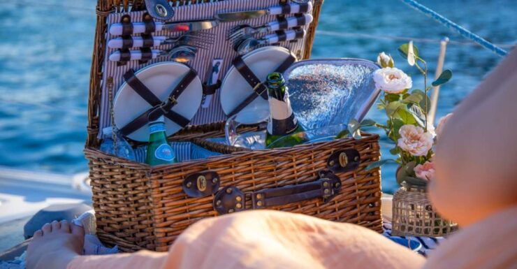 Barcelona Private Romantic Sailing Tour - Booking Details