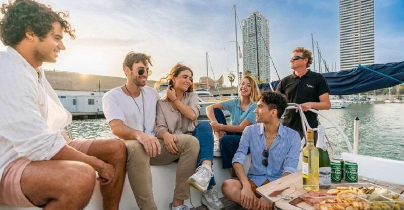 Barcelona: PRIVATE Sailing Tour With Drinks and Snacks - Key Points