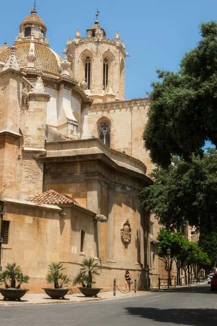 Barcelona: Private Tarragona Day Trip with Guide & Free Time - Good To Know
