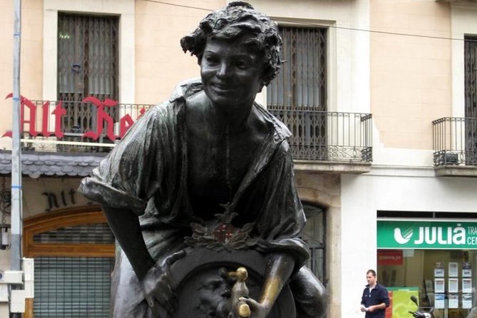 Barcelona Private Tour - Lets Discover All the Hidden Gems With a Local - Private Tour Pricing and Group Size
