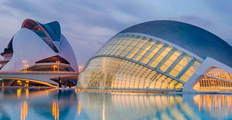 Barcelona: Private Transfer to Valencia - Service Description