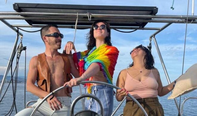 Barcelona: Private Yacht Cruise With Drinks and Snacks - Included in the Tour