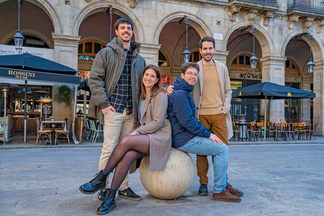 Barcelona: Professional Photoshoot at Gothic Quarter - Expectations and Accessibility