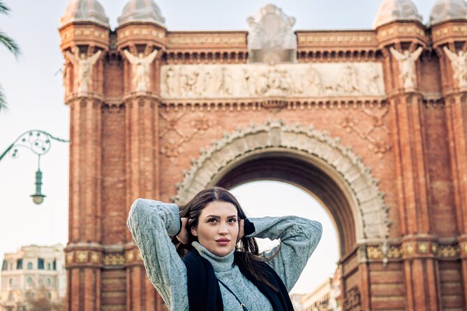 Barcelona: Professional Photoshoot Outside Arc De Triomf - The Sum Up
