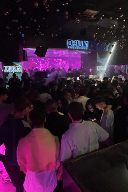 Barcelona Pub Crawl by KING The Best Party Tour - Customer Reviews and Ratings