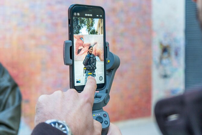 Barcelona Reel Private Experience - Common Questions