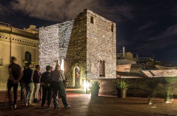 Barcelona: Requesens Palace Tour and Medieval Show - Directions and Recommendations