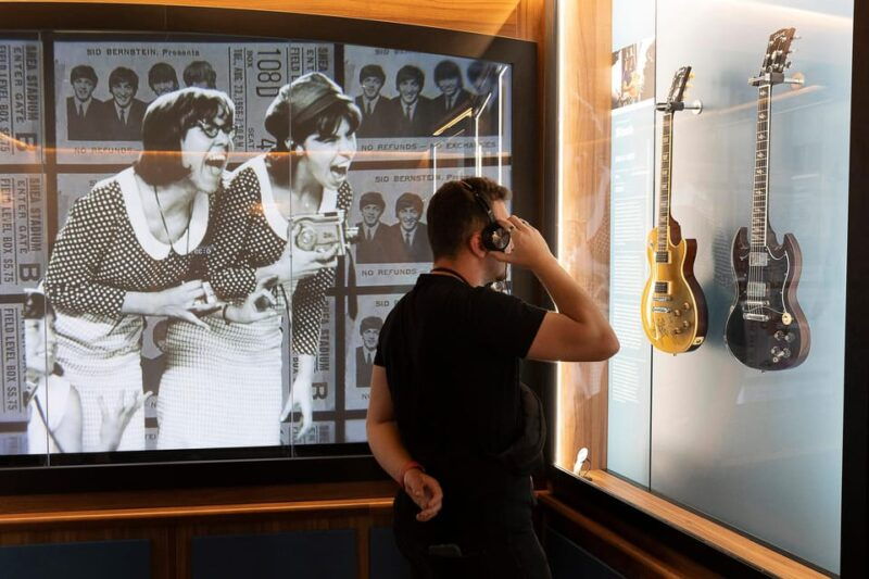 Barcelona: Rock Museum- Guitar Legends Hall - Good To Know