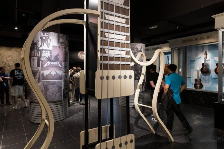Barcelona: Rock Museum- Guitar Legends Hall - Reliving Legendary Performances