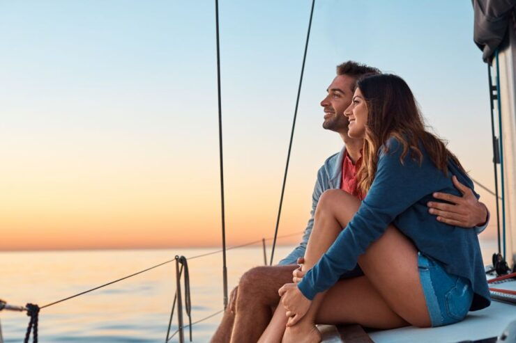 Barcelona: Romantic Private Sailing Tour - Experience Highlights