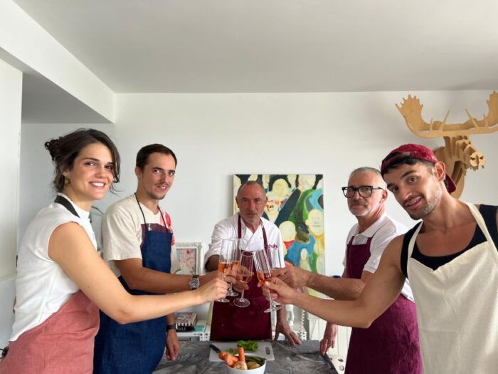 Barcelona: Rooftop Tapas and Sangria Class With a Chef - Getting There
